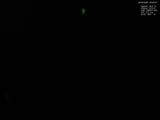 22 : 00