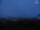 05 : 32