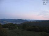 06 : 00
