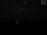 03 : 00