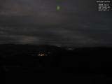 03 : 04