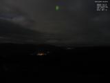 03 : 32