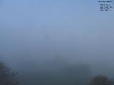 08 : 00