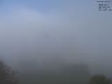 09 : 04