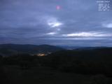 18 : 52
