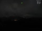 03 : 44