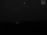 04 : 00