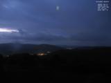 18 : 52