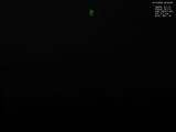 23 : 08