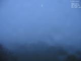 06 : 32