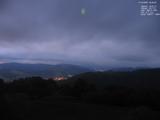 18 : 44