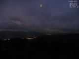 18 : 52