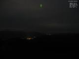 06 : 00