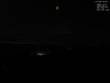 03 : 00