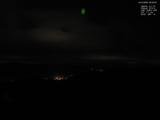 04 : 00