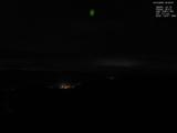 04 : 32