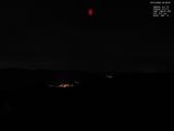 23 : 00