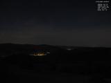 23 : 00