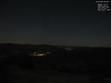 22 : 08