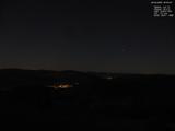 02 : 04