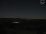 23 : 08