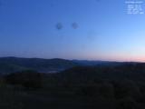 04 : 48