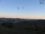 05 : 48