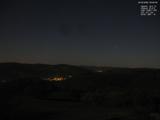 02 : 00