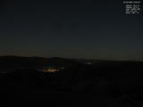 03 : 24
