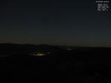 03 : 48
