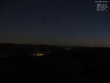 04 : 00