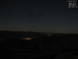 02 : 04