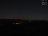 03 : 20