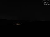 03 : 04