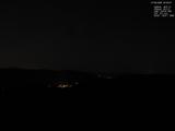 02 : 00