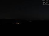 03 : 04