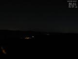 02 : 32