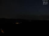03 : 00
