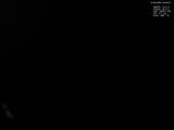 23 : 00