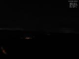 02 : 00