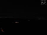 02 : 04
