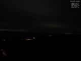 23 : 00
