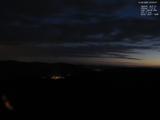 03 : 04