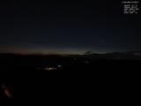 23 : 08