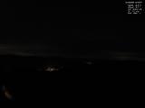02 : 00
