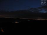03 : 04