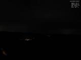 02 : 00
