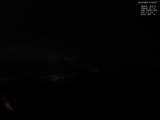 01 : 00