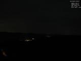 23 : 00