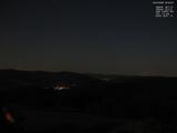 02 : 04